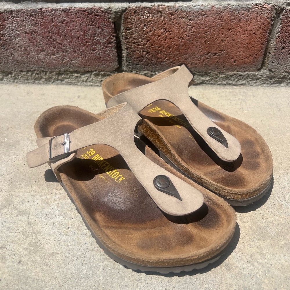 Birkenstock Gizeh BS Thong Sandals In Color pecan Sz 39/9